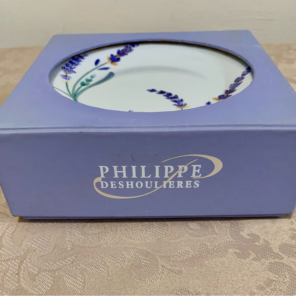 Philippe Deshoulieres de Limoges plates, set of 6. porcelain from France.